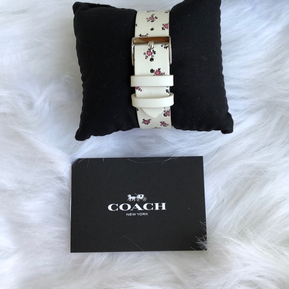 Sold 🛑🛑Coach women’s perry watch 36mm - Picture 6 of 8